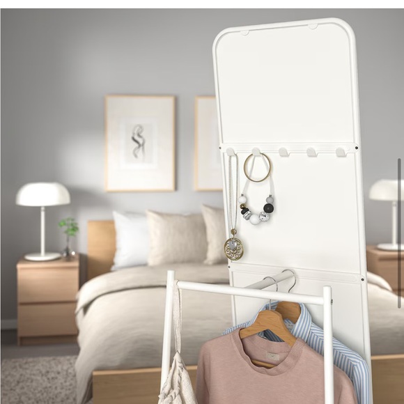 Ikea KNAPPER standing mirror - Picture 2 of 3